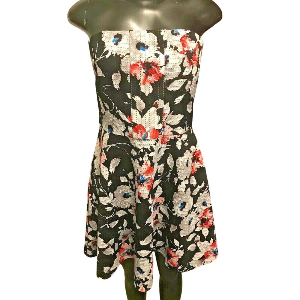Size 6 Express Strapless Lined Floral Dress Zipper Black White Red